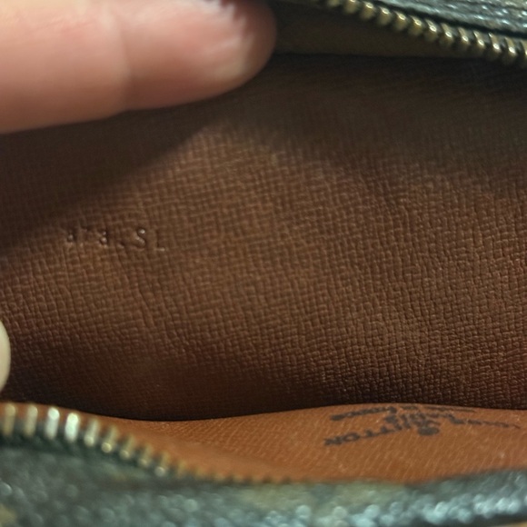 LV Monogram Danube PM vintage Crossbody Bag - Picture 14 of 14